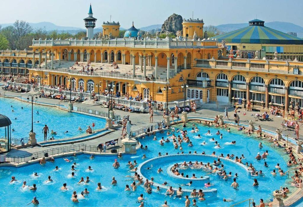 Budapest Central Port Extérieur photo
